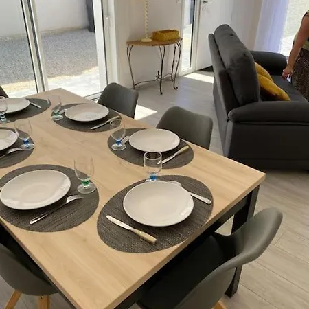 La Cocco 4 A 6 Personnes Situee A Etables Sur A 400 M De La Holiday home *